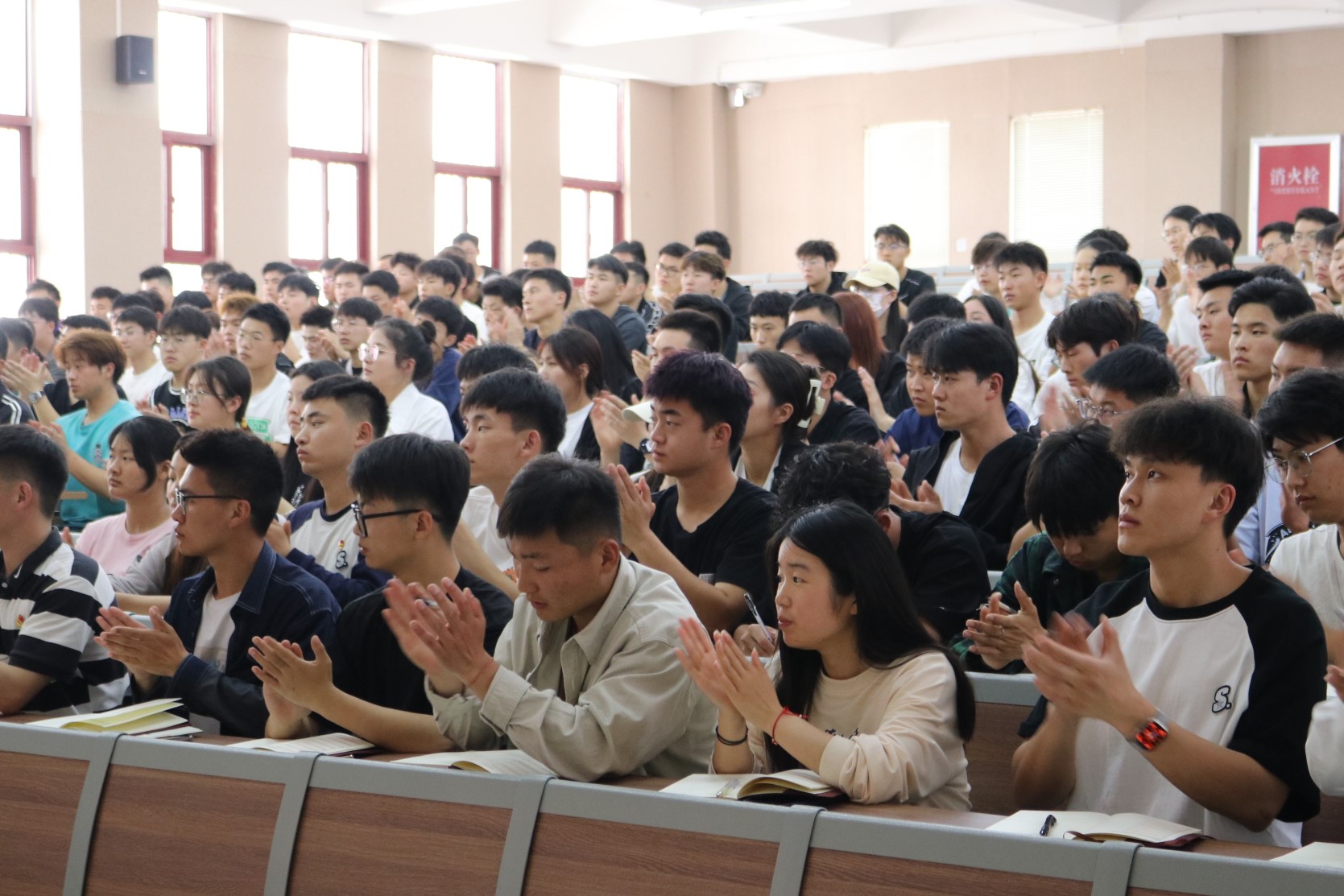 ug环球平台图片