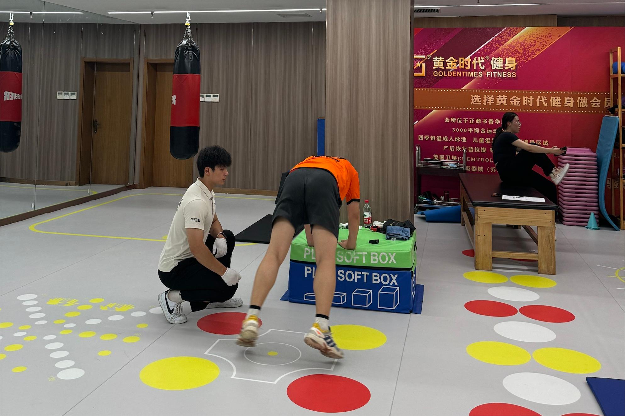 ug环球安全通道图片