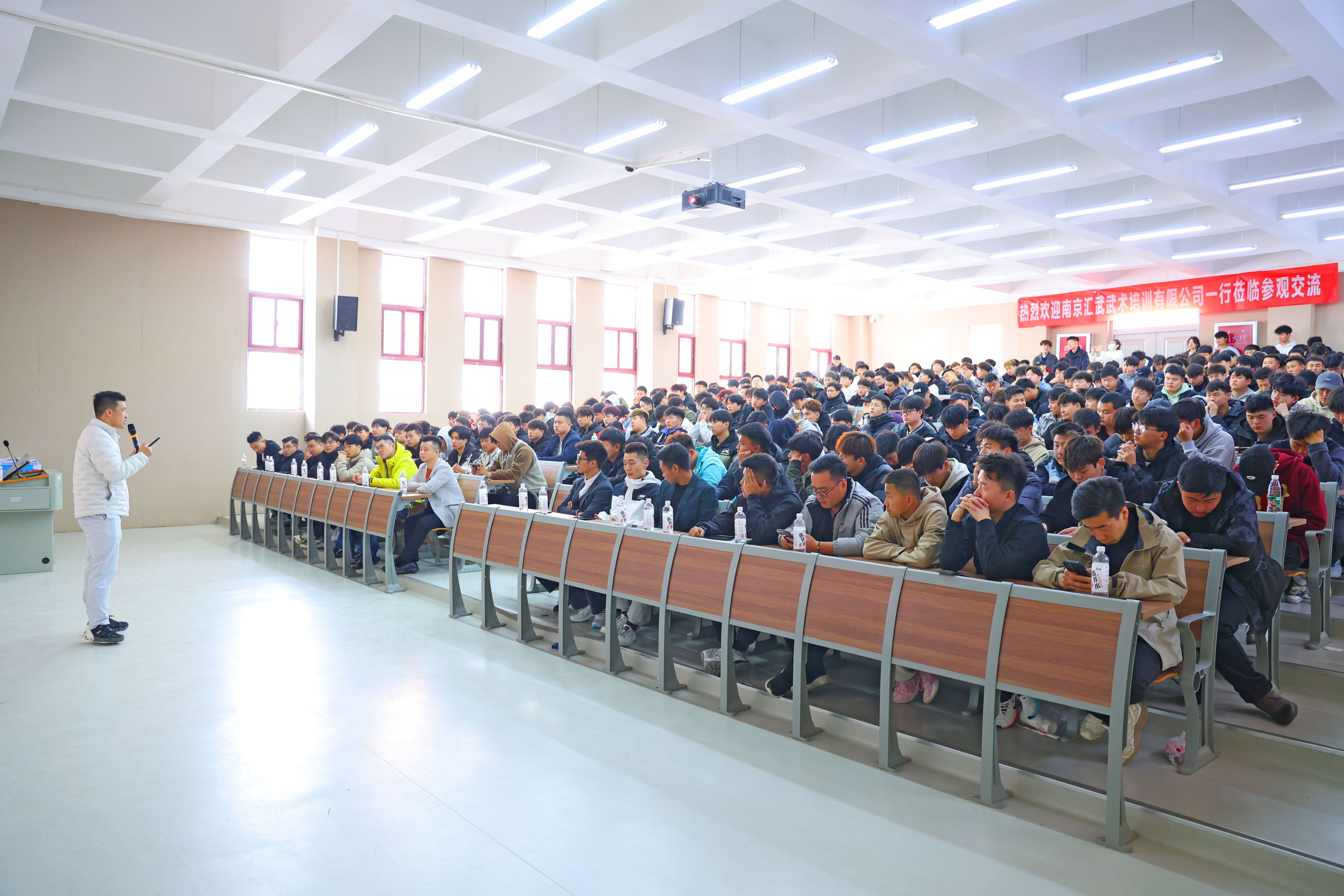 ug环球备用网址图片