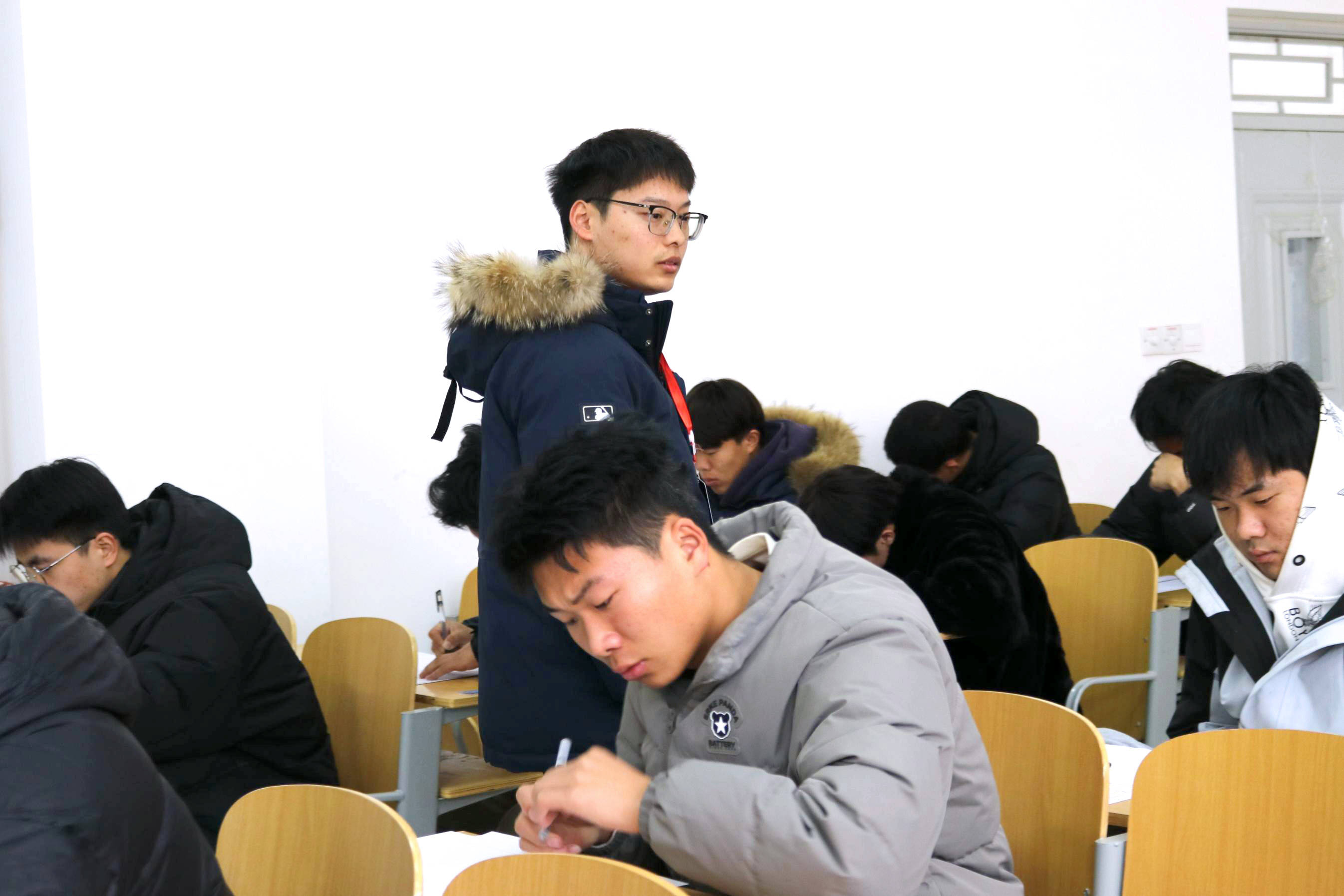 ug环球手机版图片