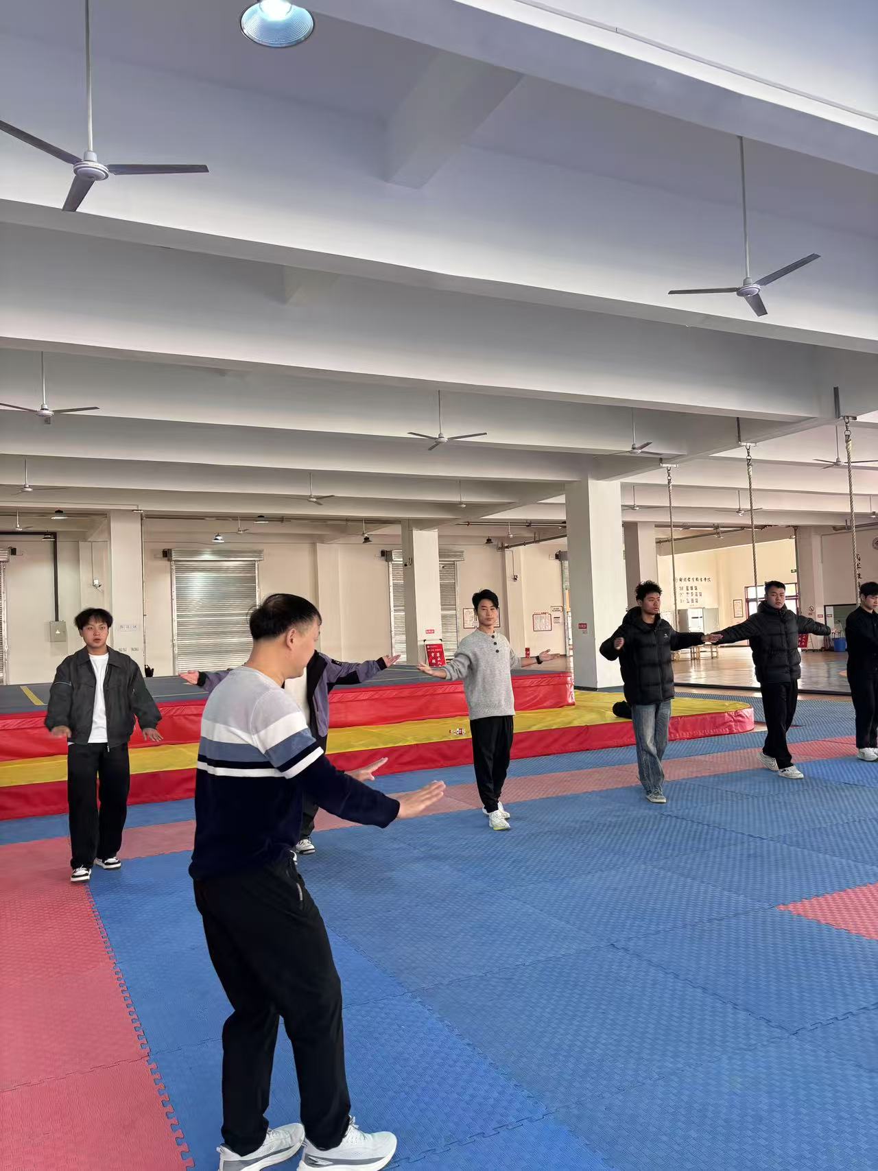 ug环球直播图片