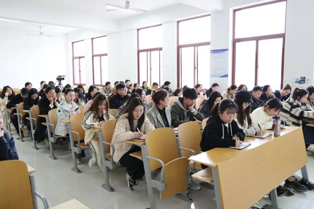 ug环球手机版图片