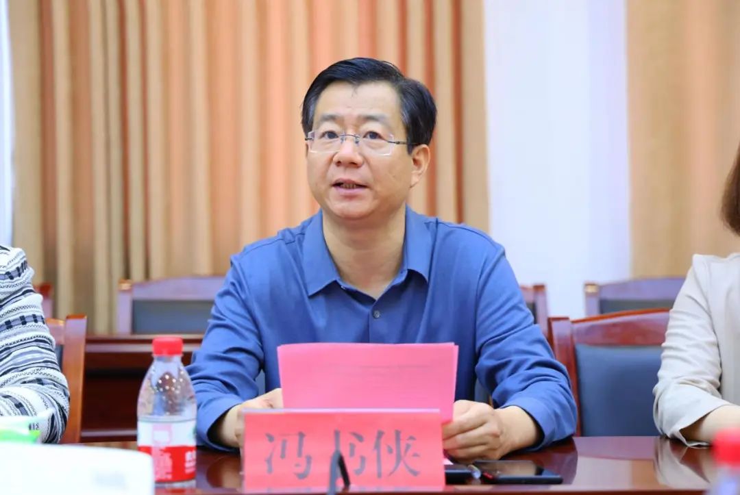 ug环球手机版图片