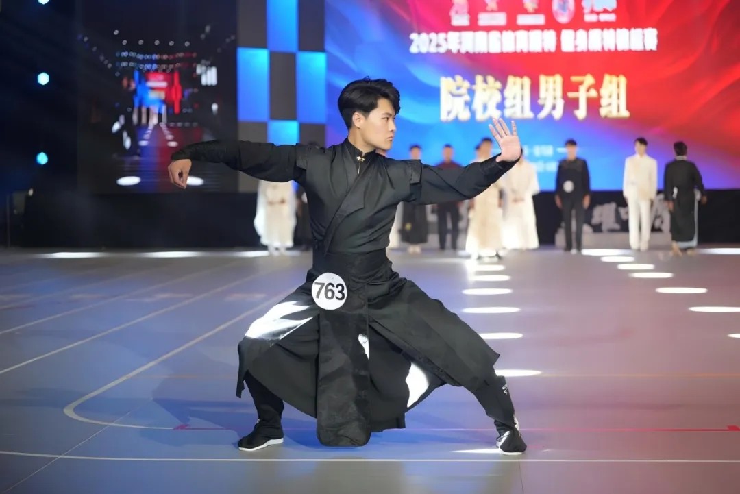 ug环球赛事快讯图片