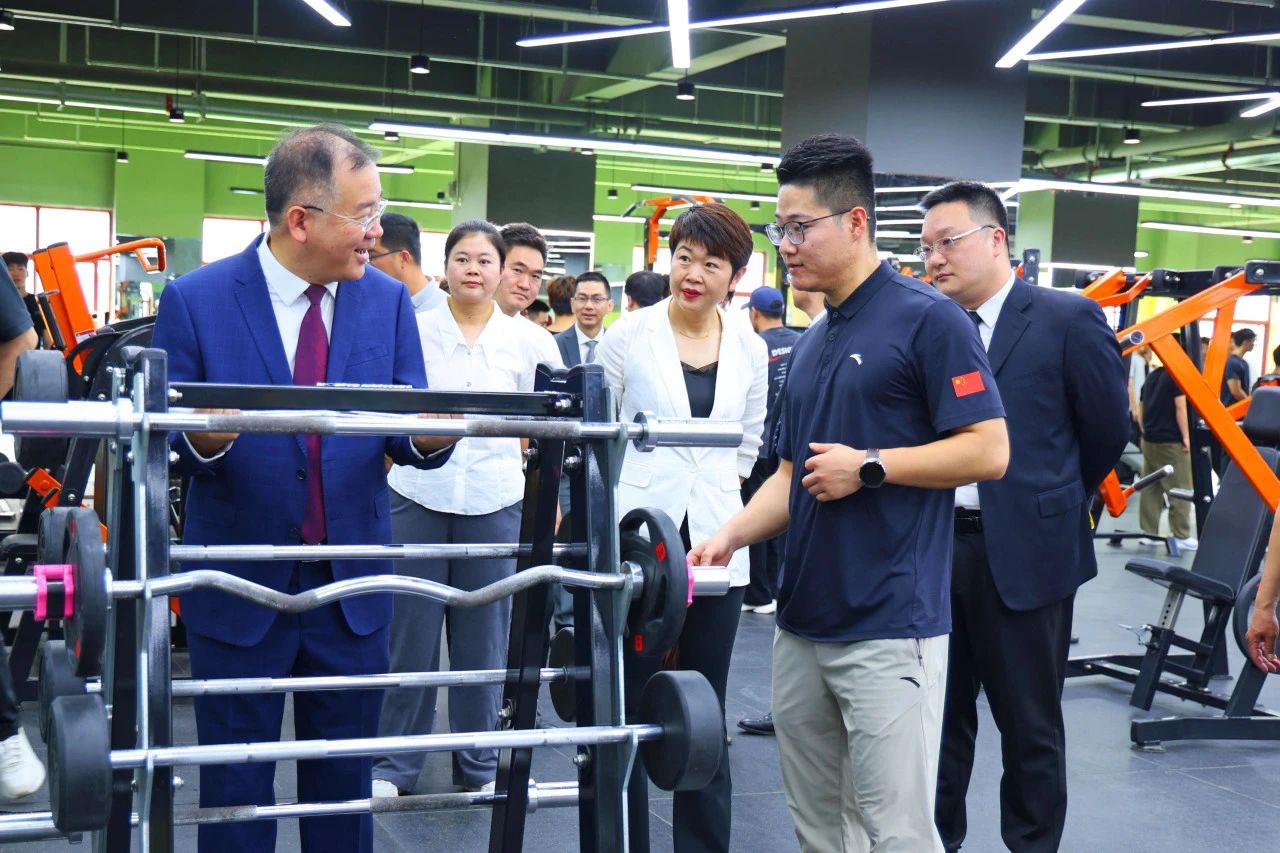 ug环球直播图片