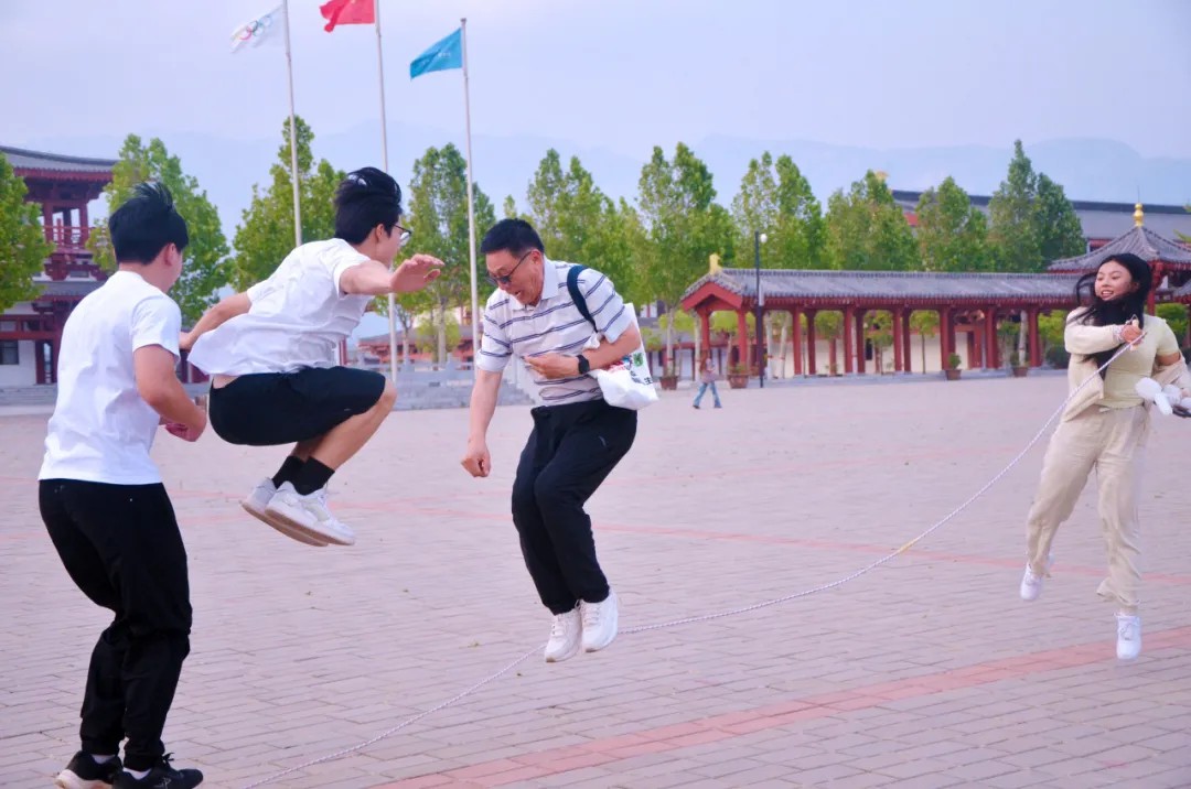 ug环球体育频道图片