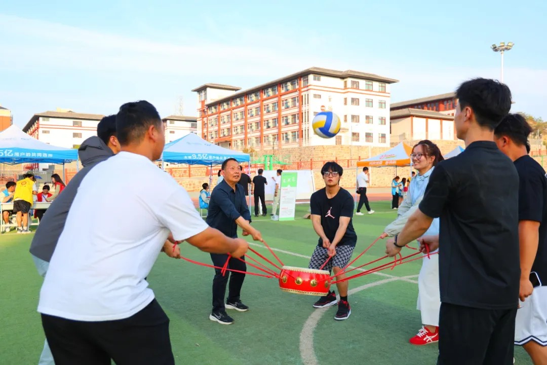ug环球安全通道图片