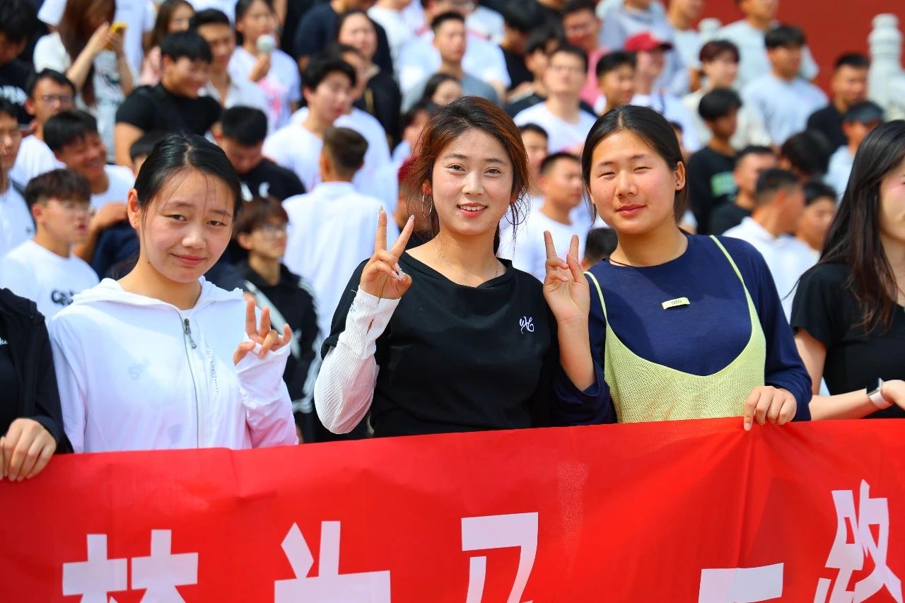 ug环球手机版图片