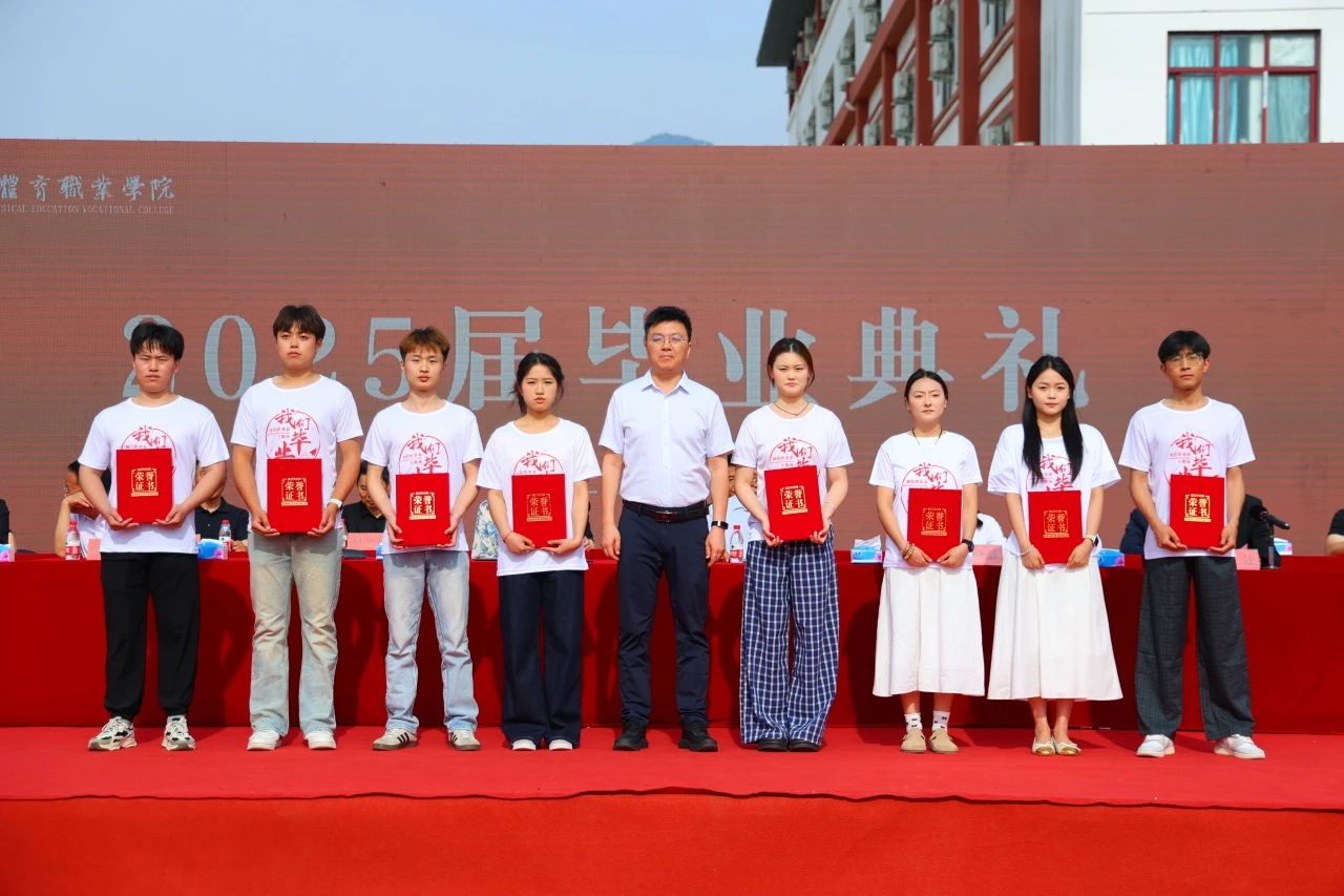 ug环球客户端图片