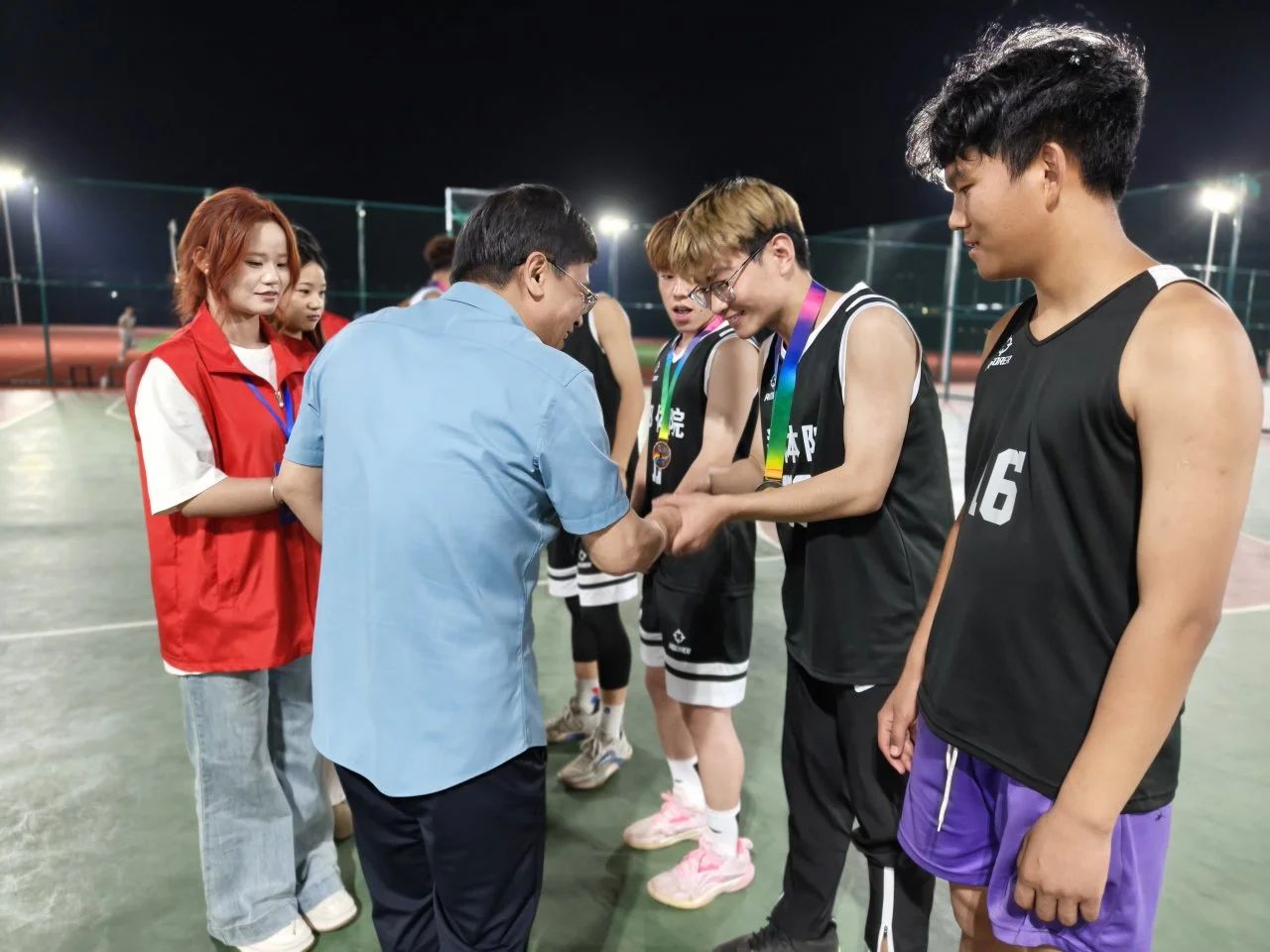 ug环球客户端图片