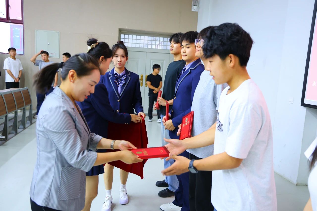 ug环球赛事资讯平台图片