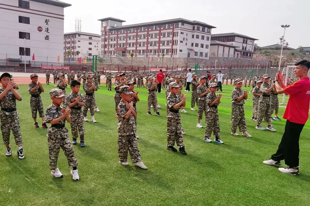 ug环球手机版图片