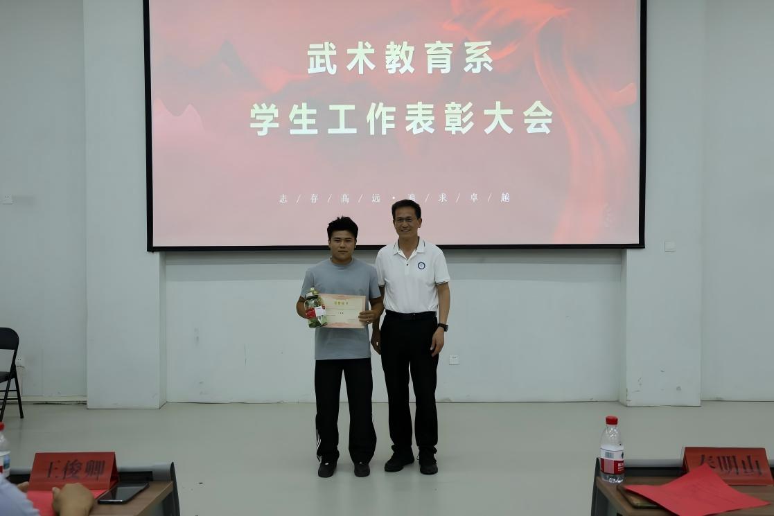 ug环球安全通道图片