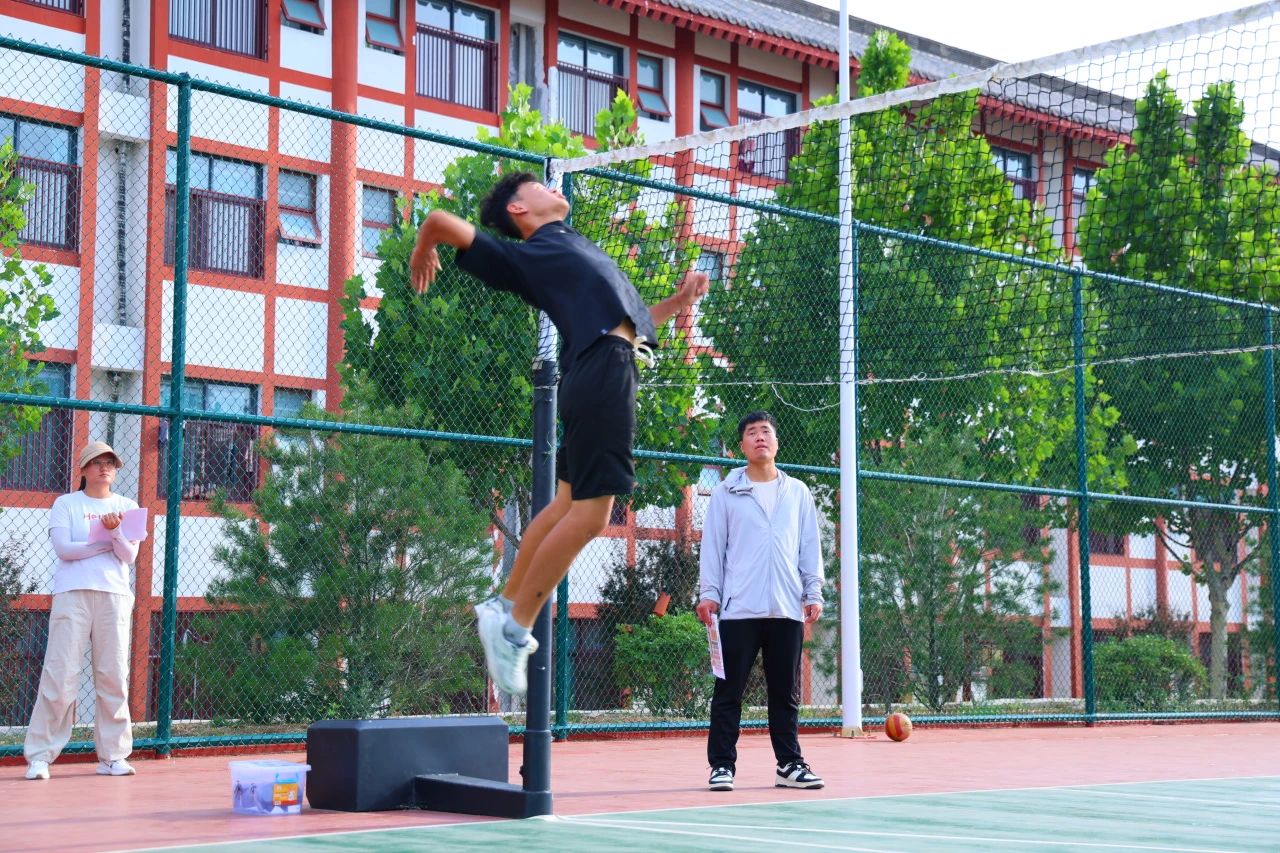 ug环球安全通道图片