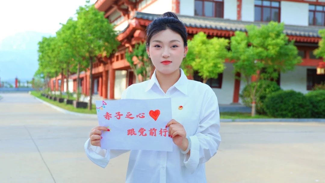 ug环球APP下载图片