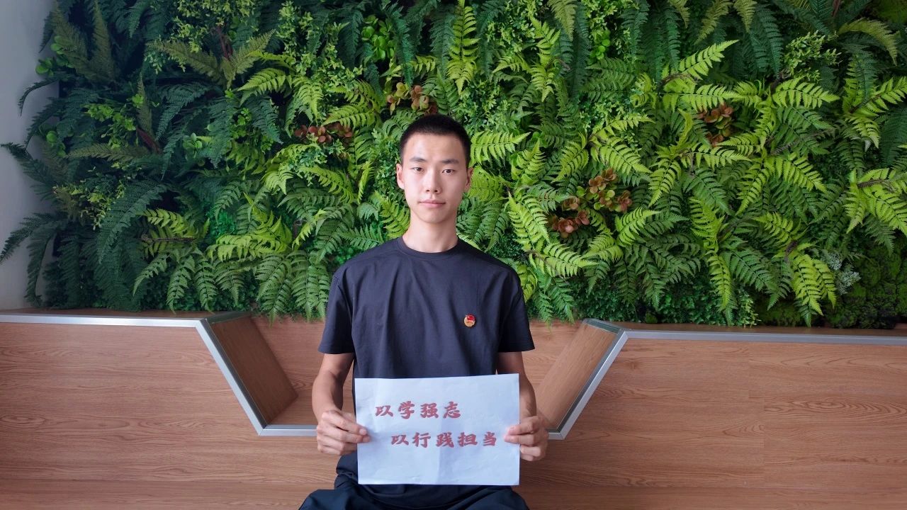 ug环球手机版图片