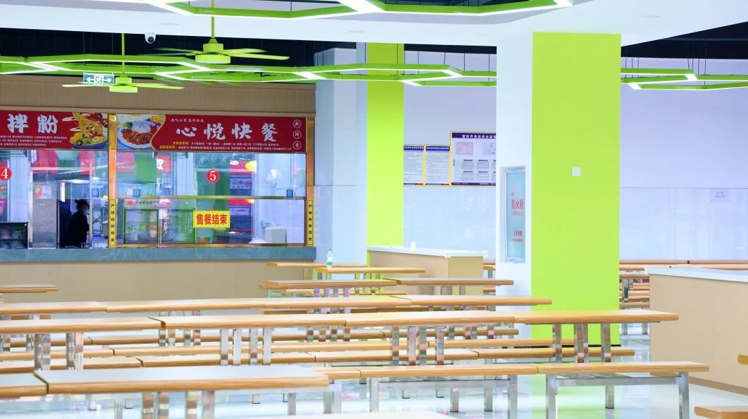 ug环球体育频道图片