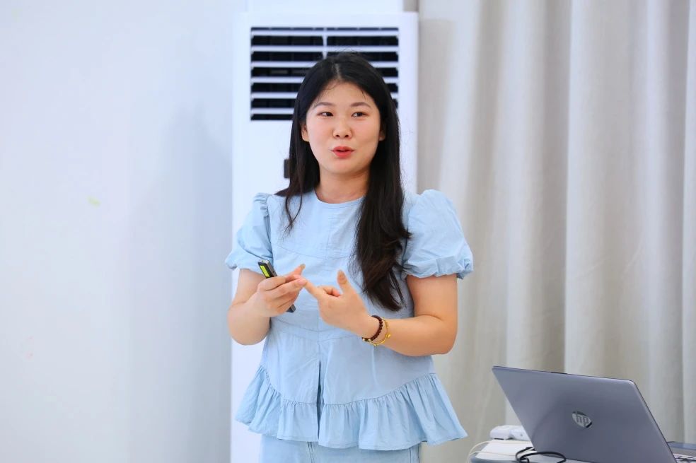 ug环球客户端图片