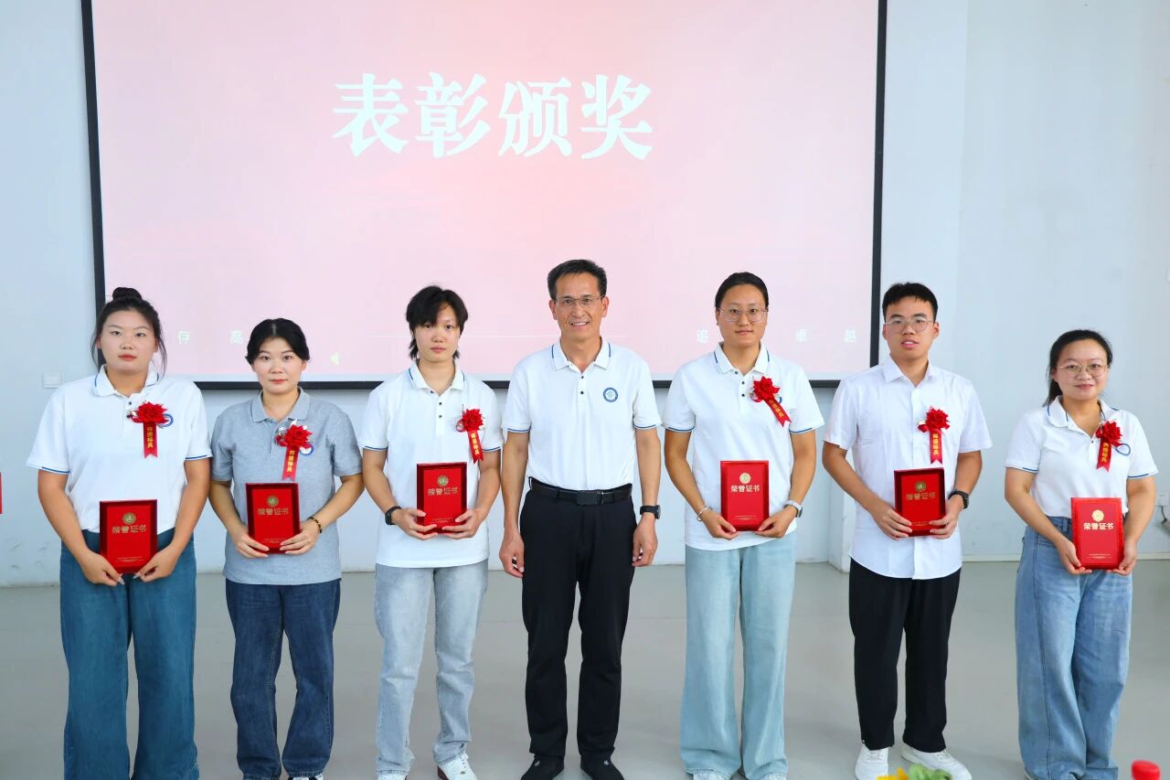 ug环球直播图片