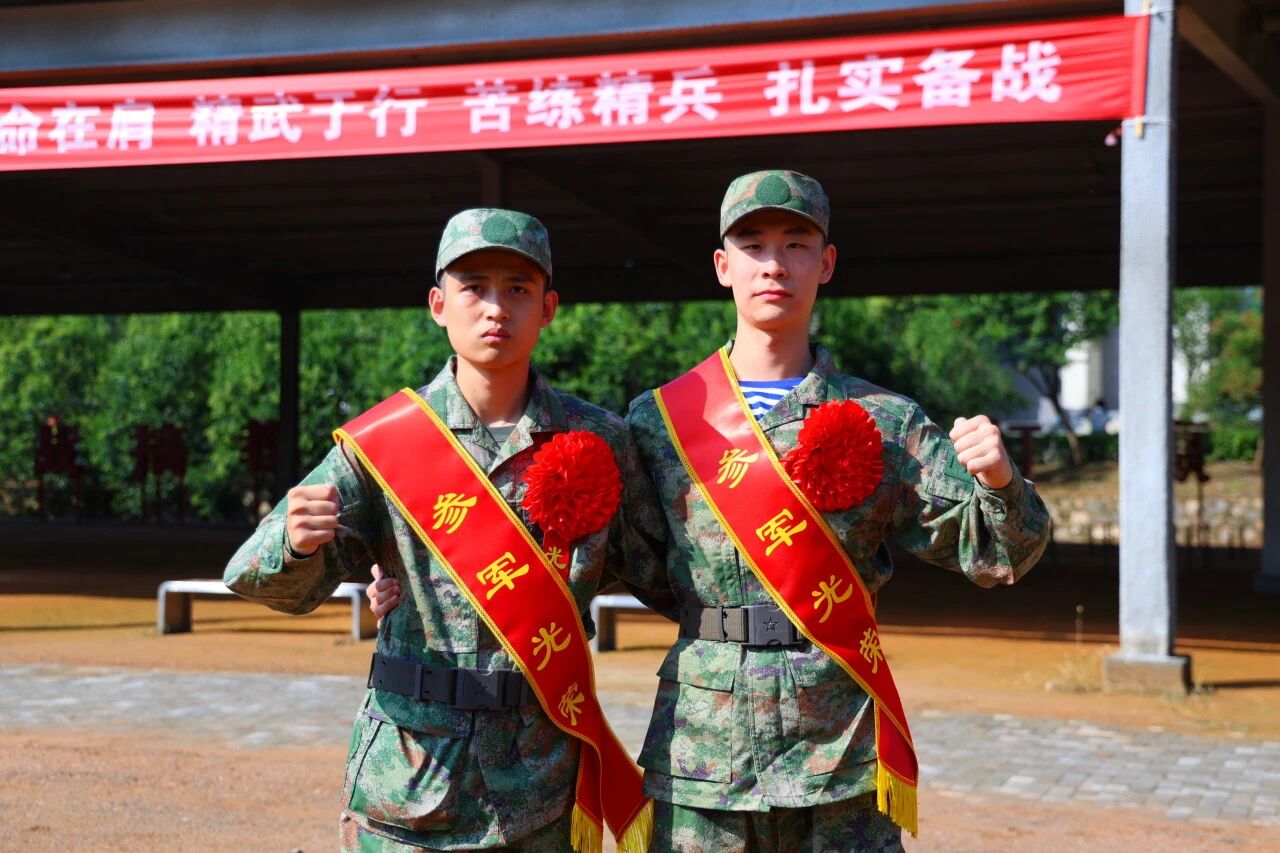 ug环球手机版图片