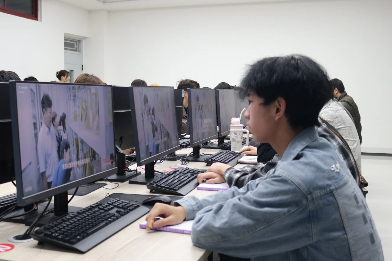 ug环球直播图片