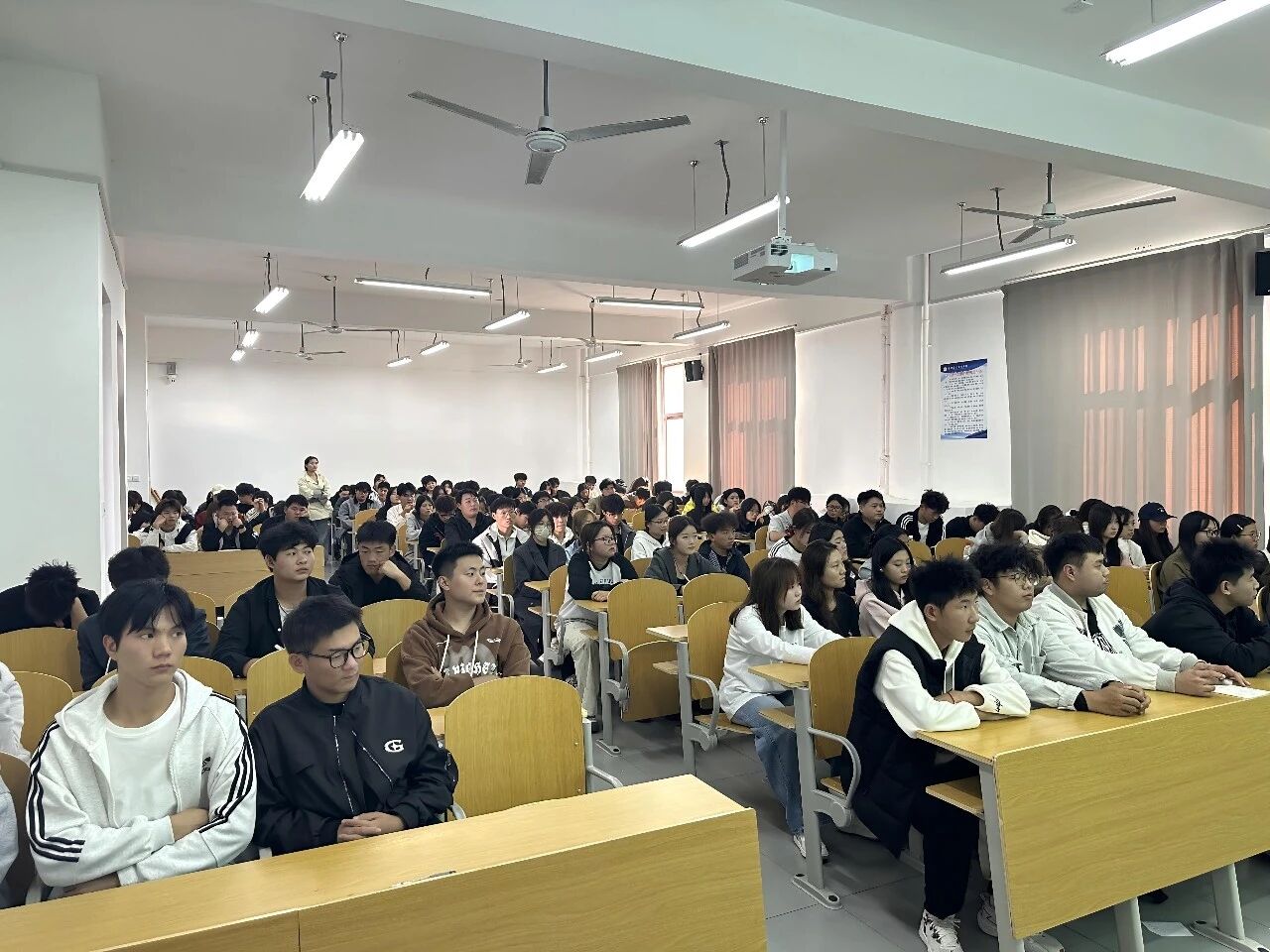 ug环球欧冠直播图片