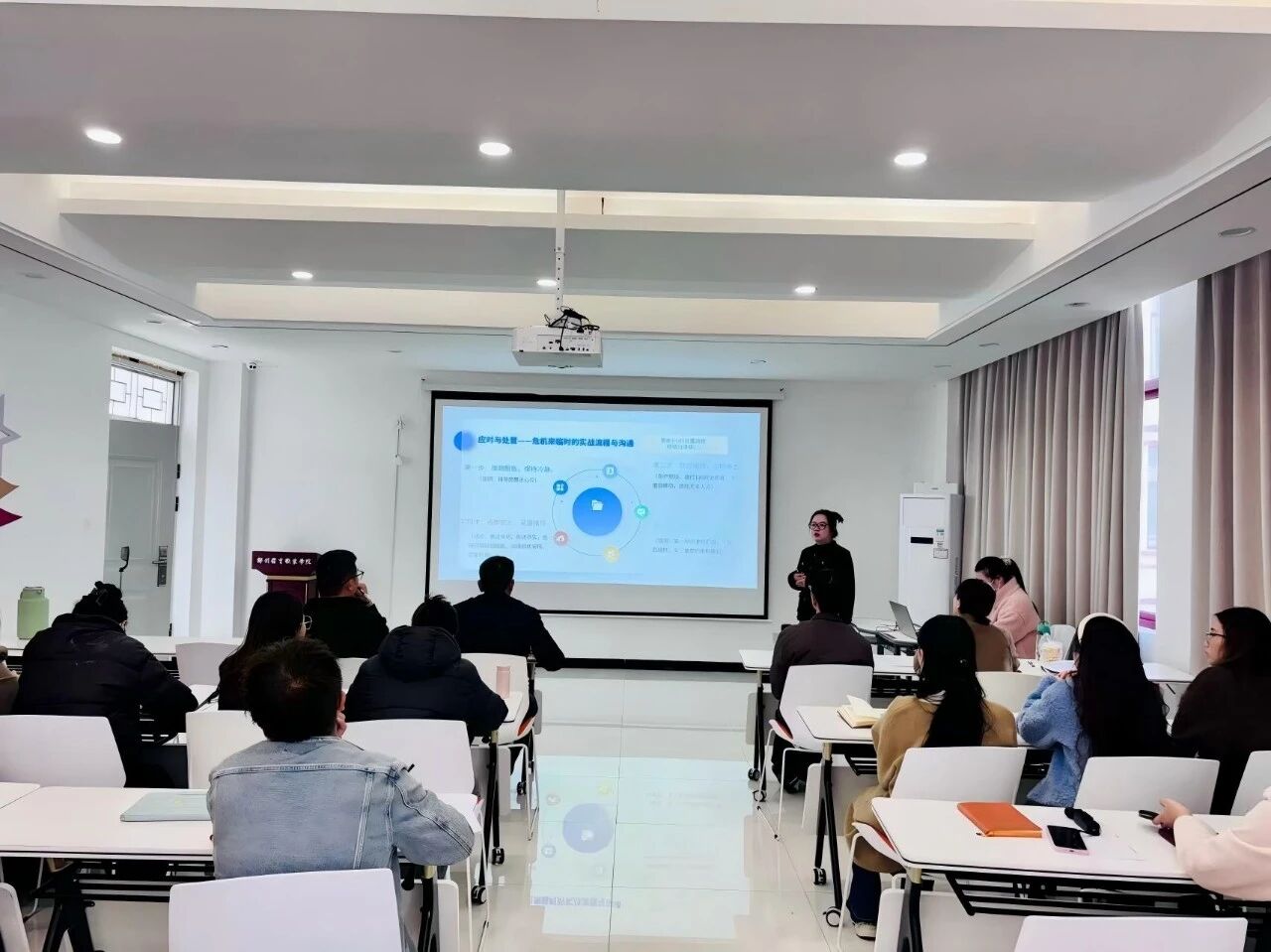 ug环球备用网址图片