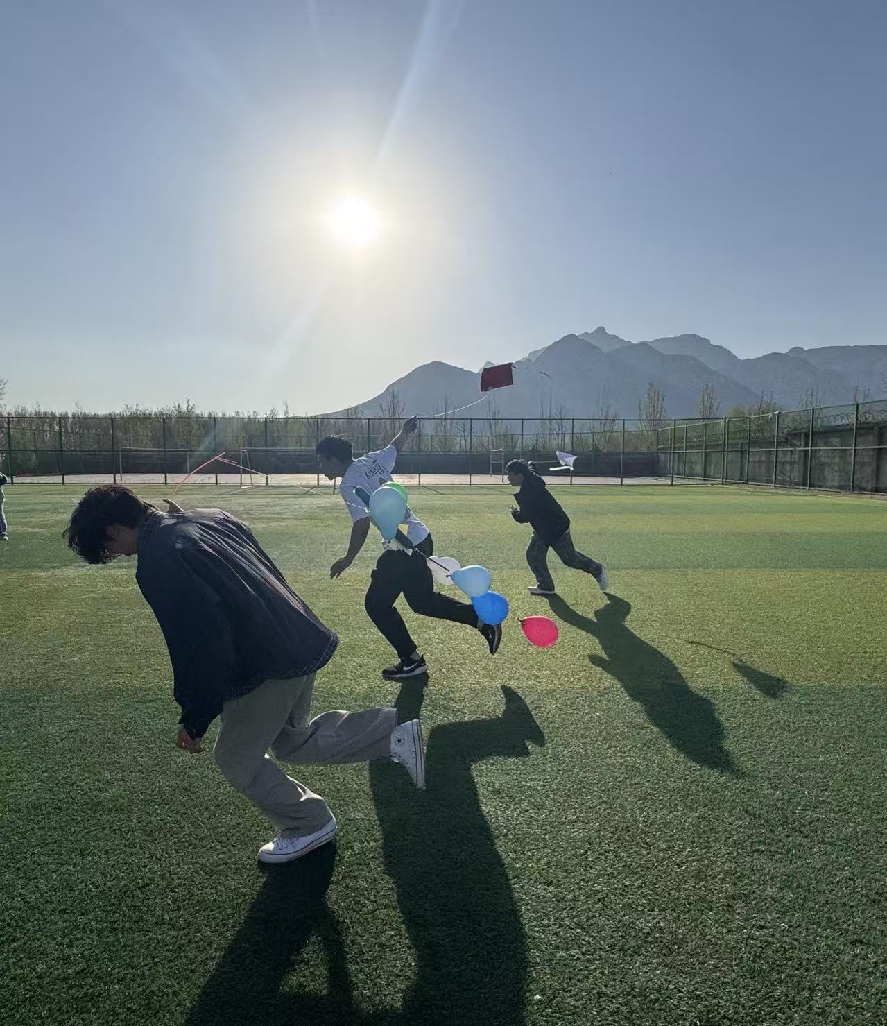 ug环球安全通道图片