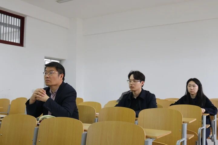 ug环球安全通道图片