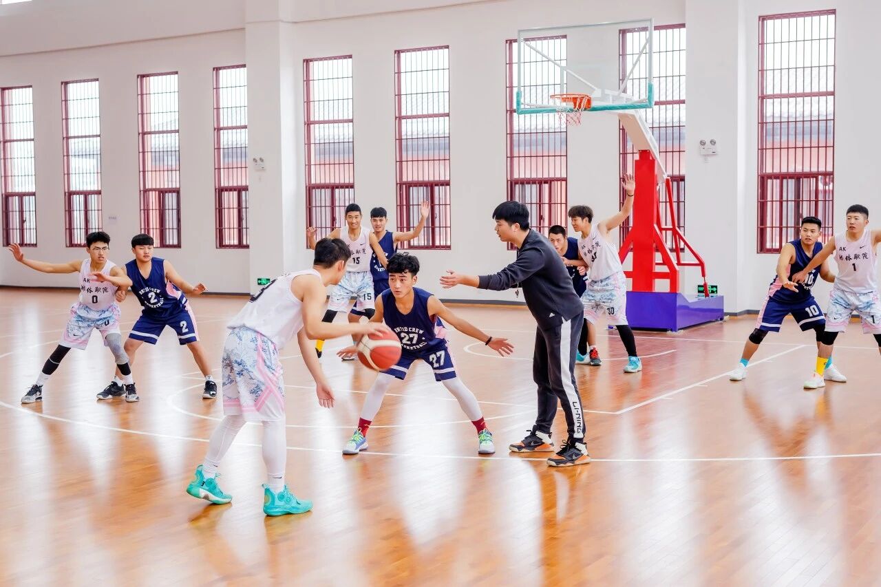 ug环球客户端图片