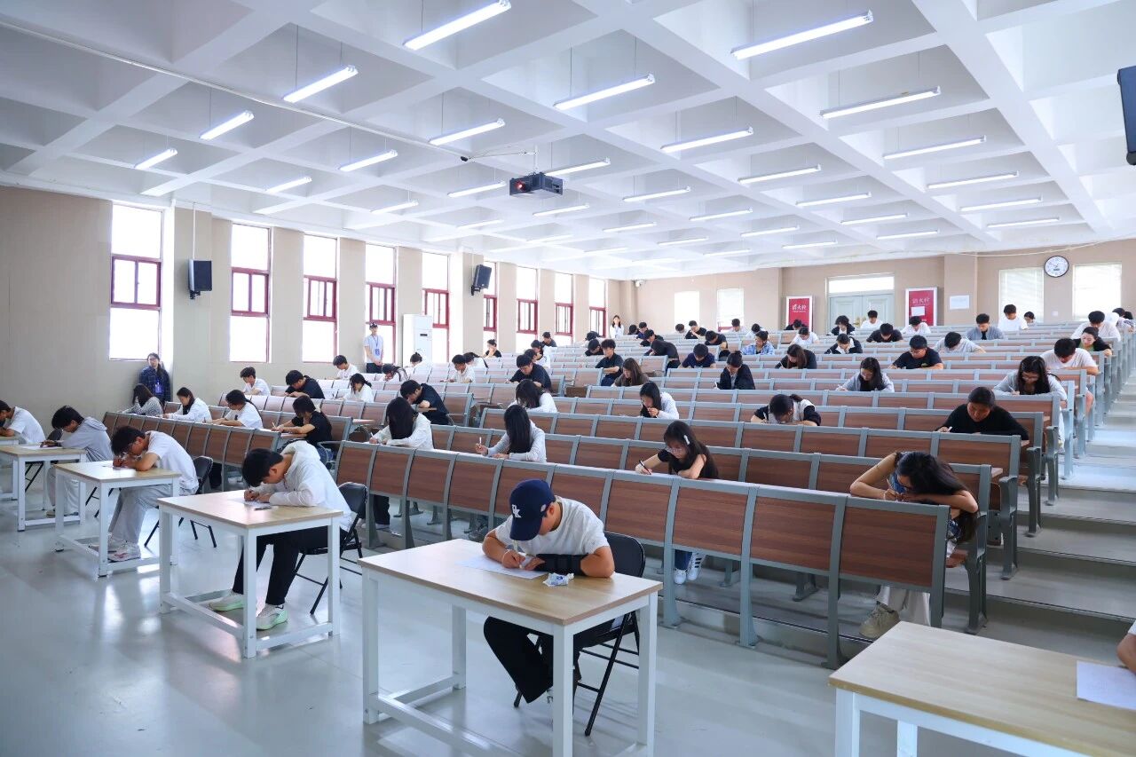 ug环球安全通道图片