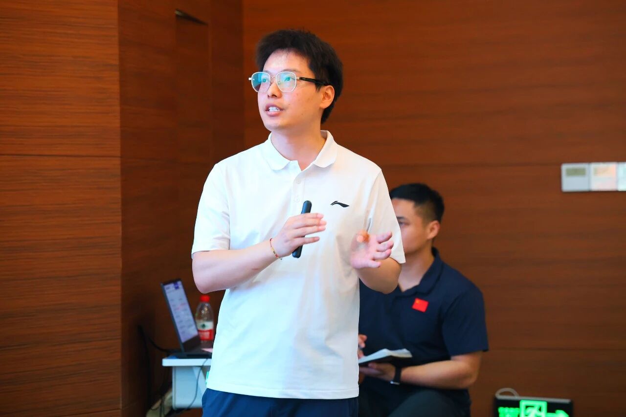 ug环球手机版图片